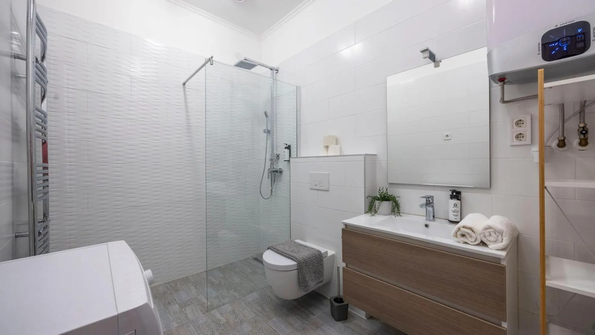 Exlcusive & Central Elizabeth24 Grand Suite Budapest Apartment